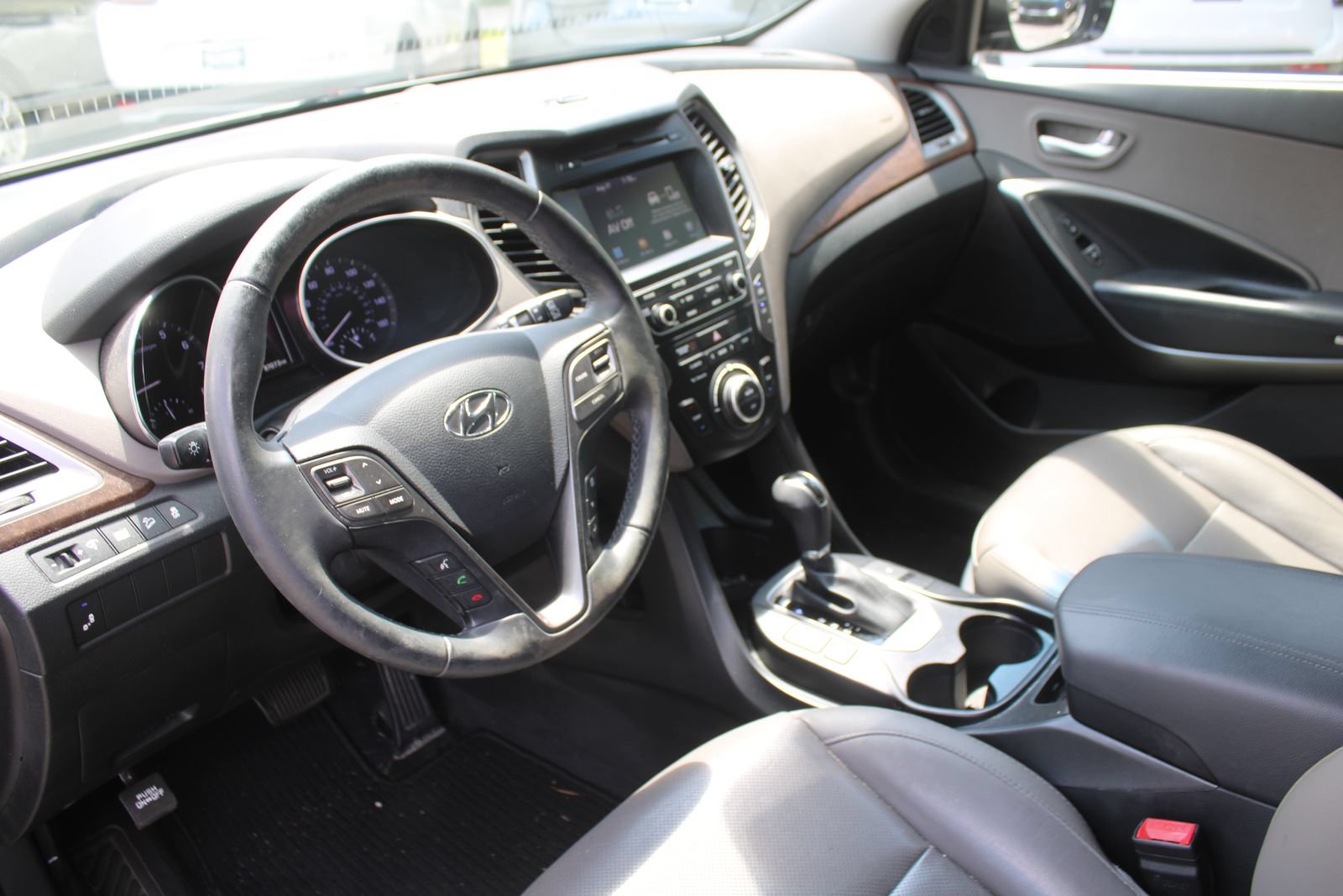 Used 2018 Hyundai Santa Fe Sport FWD image 23