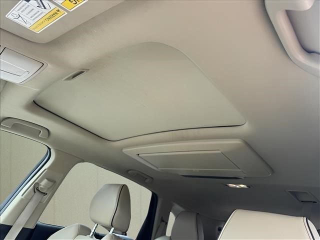 Used 2019 Acura MDX w/ Advance & Entertainment AWD/4WD image 17
