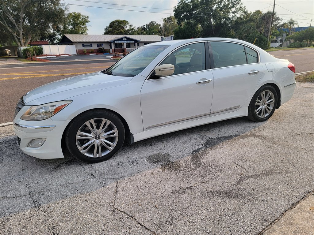 Used 2012 Hyundai Genesis 3.8 w/ Premium Pkg