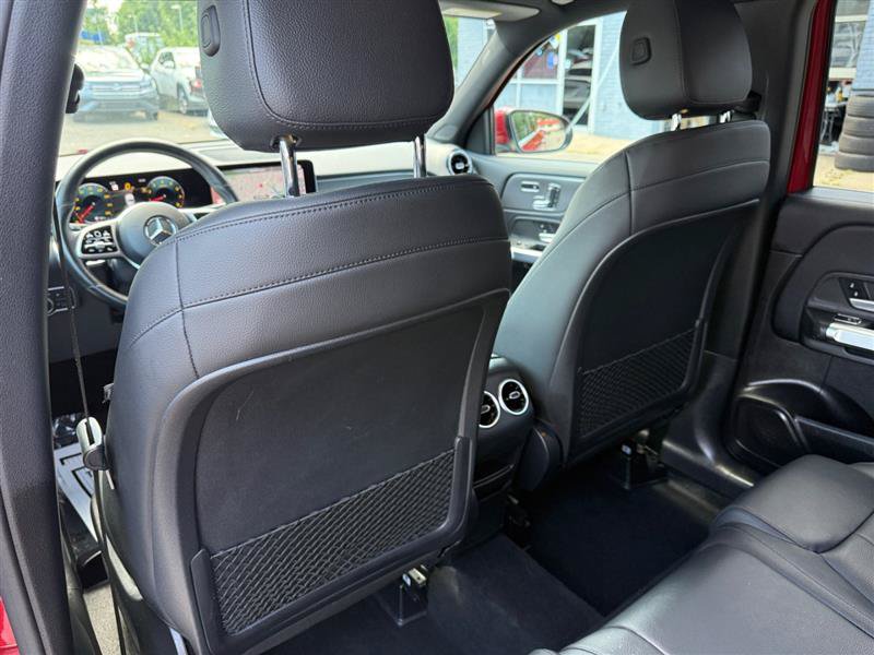 Used 2020 Mercedes-Benz GLB 250 4MATIC image 40