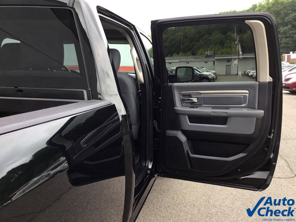 Used 2018 RAM 2500 Big Horn AWD/4WD image 41