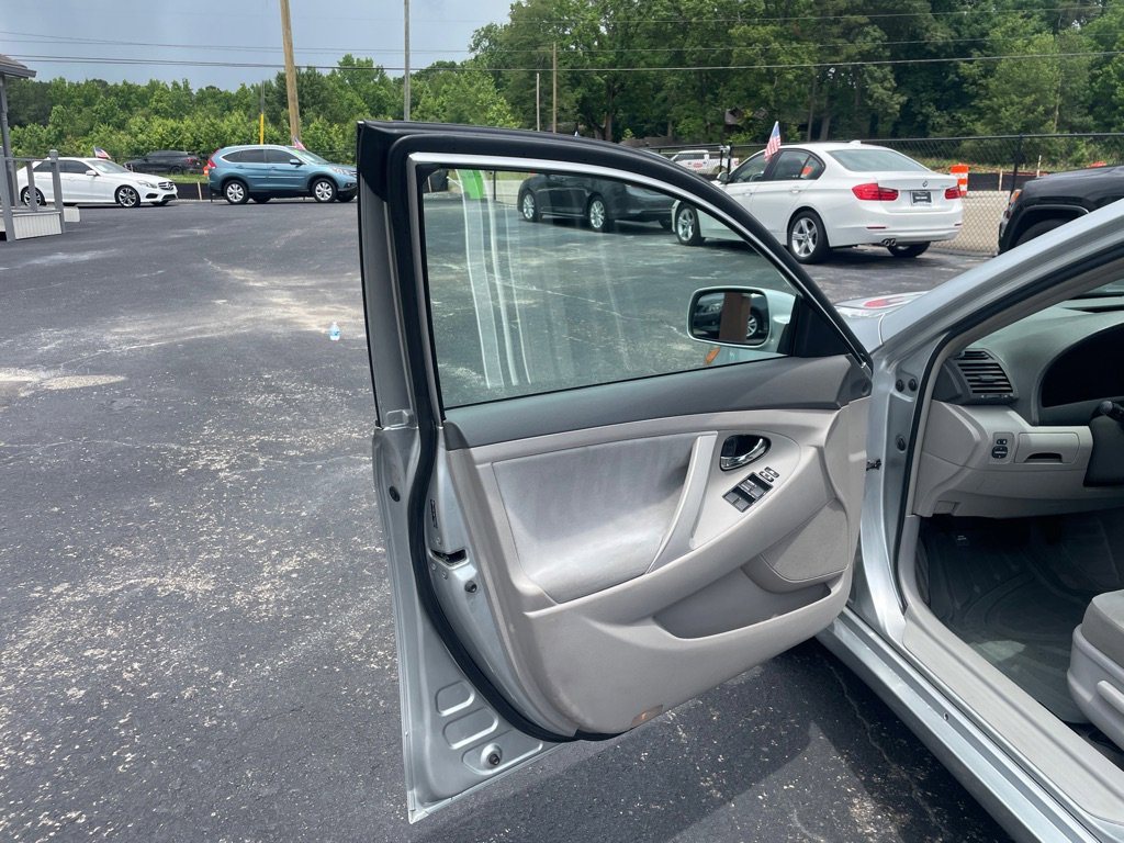 Used 2007 Toyota Camry CE FWD image 11