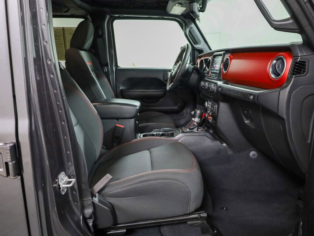 Used 2023 Jeep Wrangler Unlimited Rubicon AWD/4WD image 18