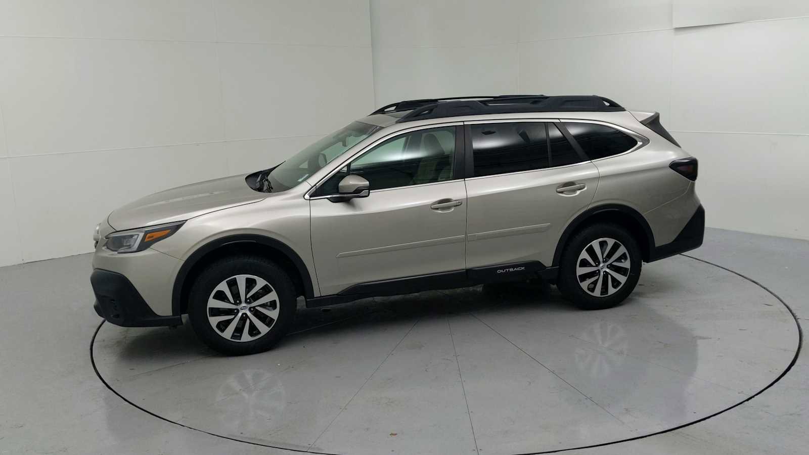 Used 2020 Subaru Outback Premium w/ Popular Package #1 AWD/4WD image 5