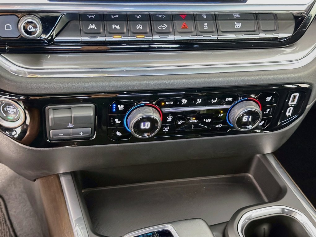 Used 2024 Chevrolet Silverado 1500 High Country AWD/4WD image 20
