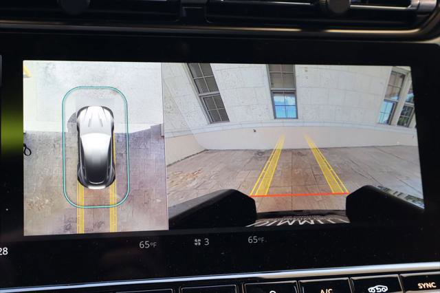 Certified 2022 Rolls-Royce Cullinan image 24