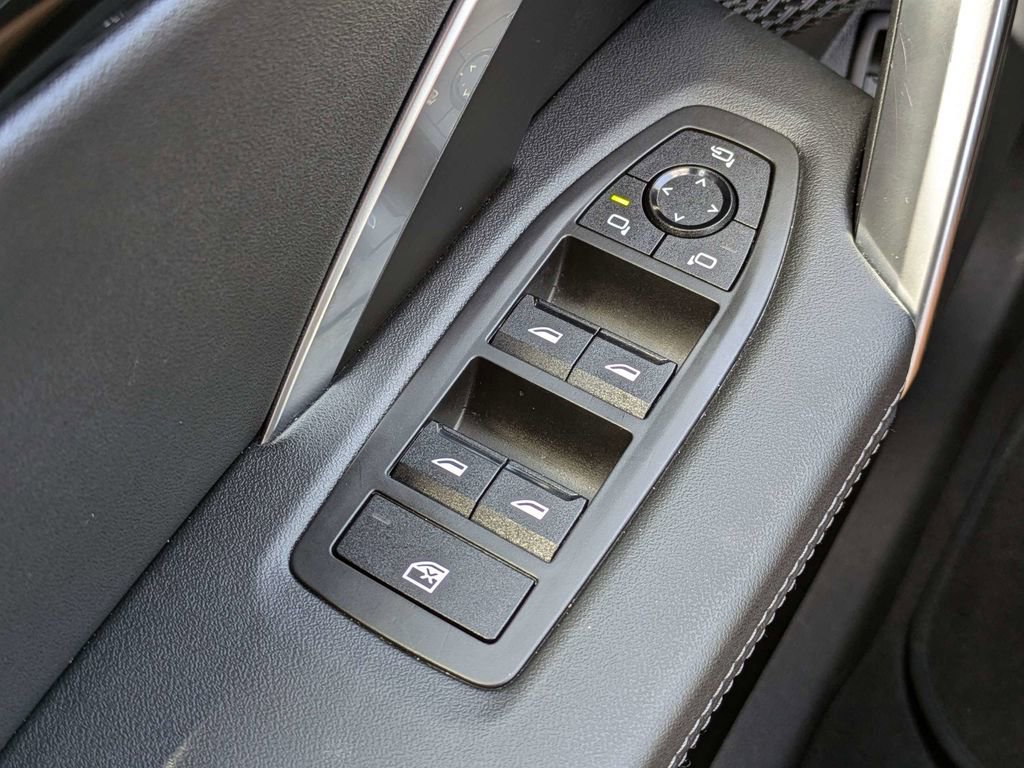 Used 2025 BMW X1 xDrive28i image 22