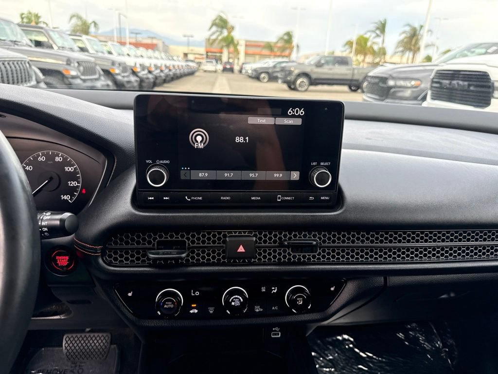 Used 2024 Honda HR-V Sport image 16