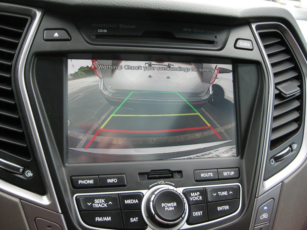 Used 2015 Hyundai Santa Fe GLS w/ Option Group 03 FWD image 43
