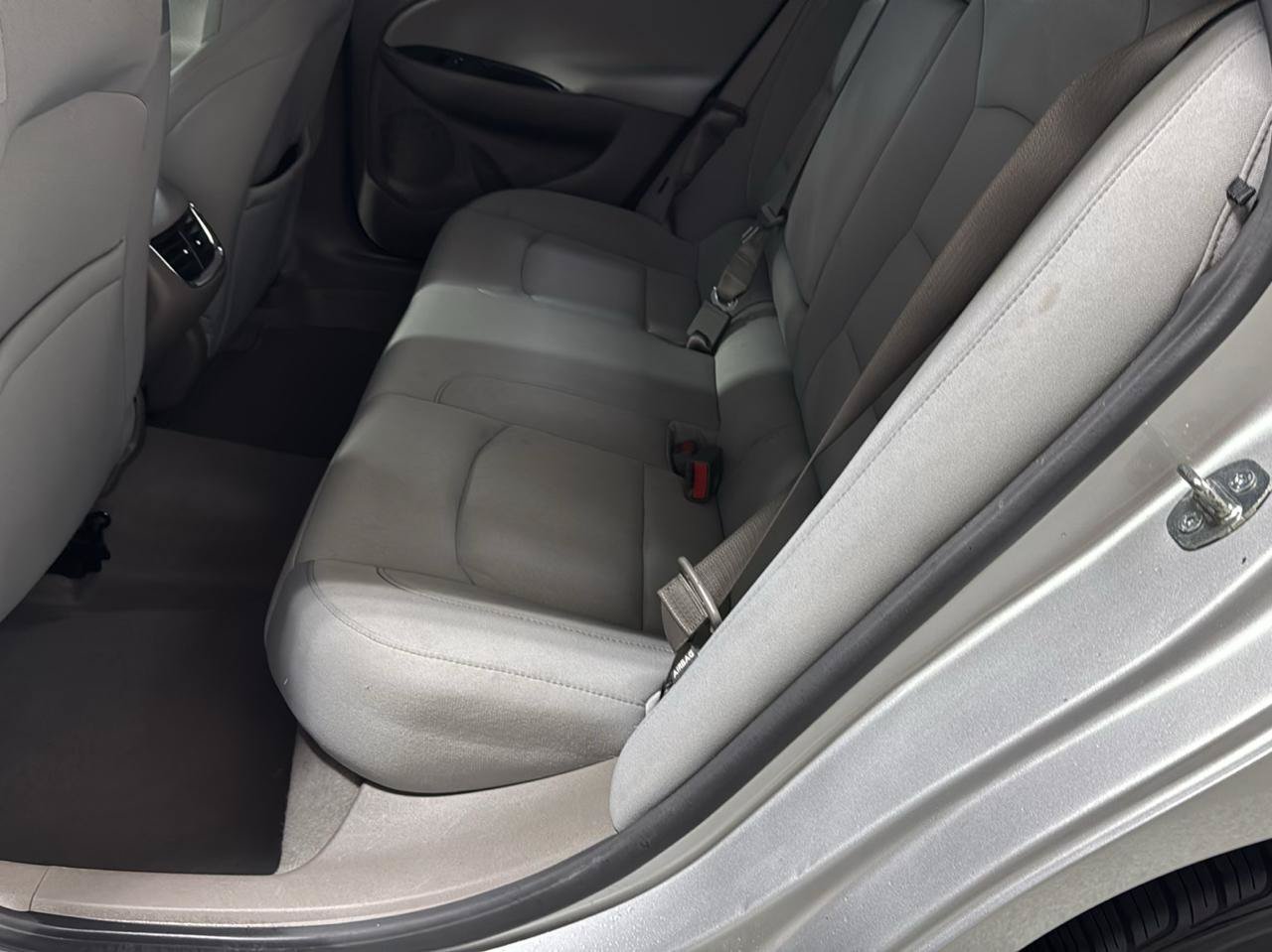 Used 2020 Chevrolet Malibu LT FWD image 13
