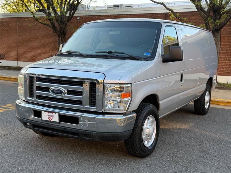 Used 2009 Ford E-250 and Econoline 250 RWD image 3
