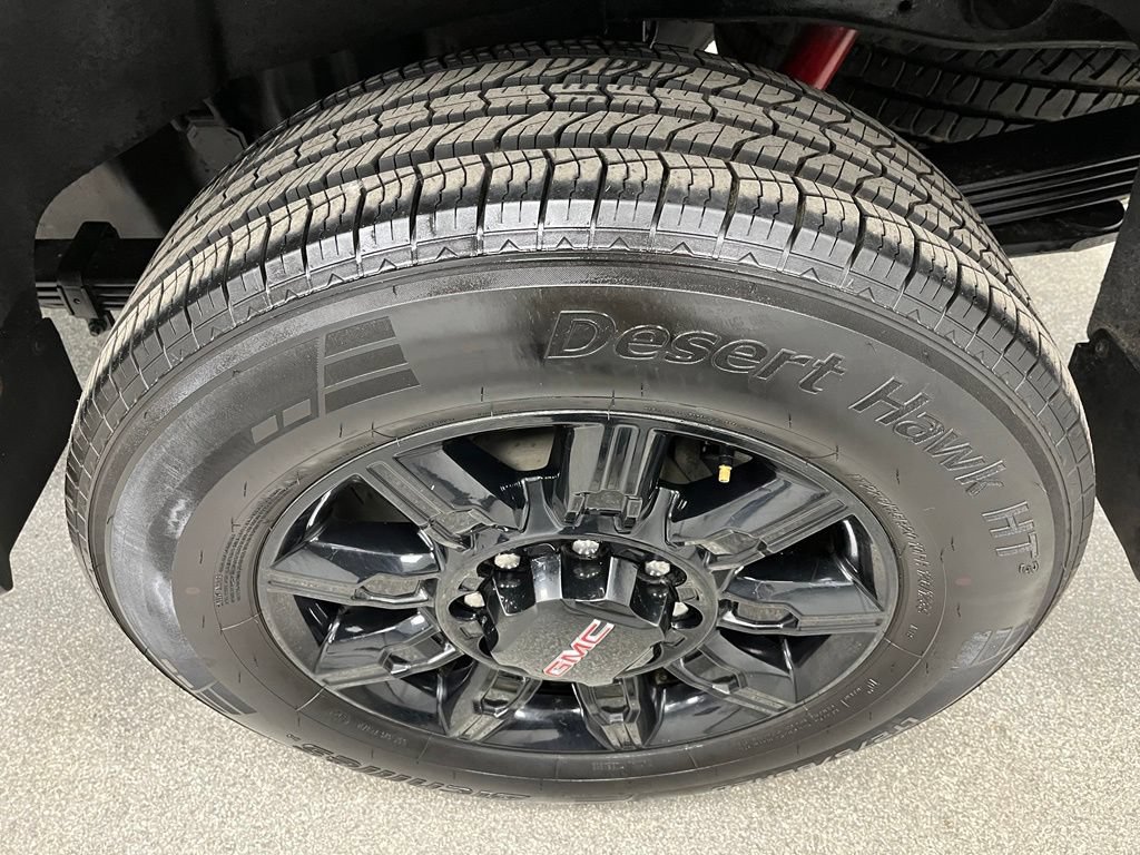 Used 2024 GMC Sierra 2500 AT4 w/ AT4 Preferred Package AWD/4WD image 16