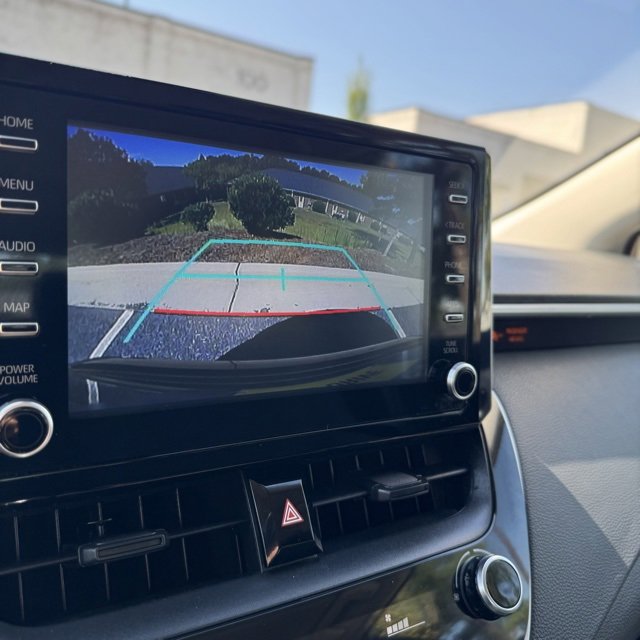 Used 2020 Toyota Corolla LE image 35