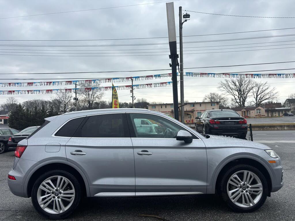 Used 2018 Audi Q5 2.0T Premium Plus w/ Premium Plus Package AWD/4WD image 6