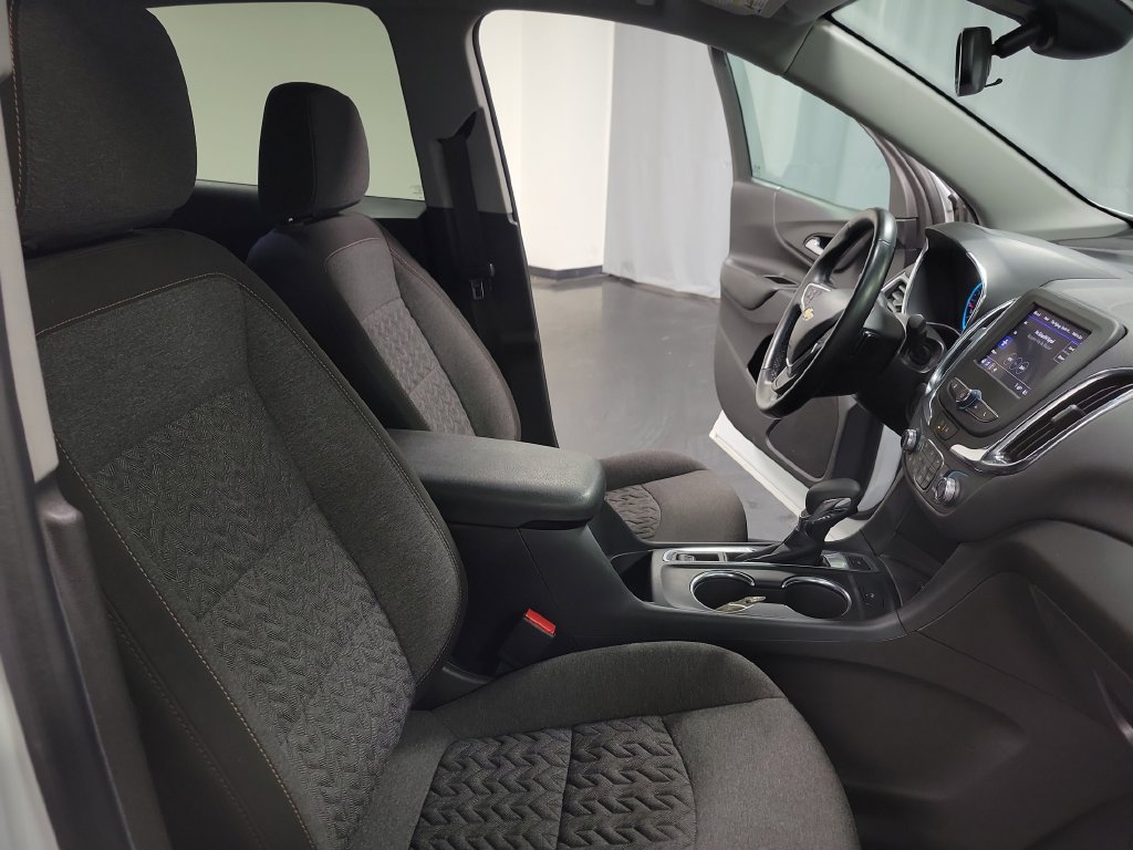 Used 2024 Chevrolet Equinox LT w/ LPO, Floor Liner Package AWD/4WD image 33