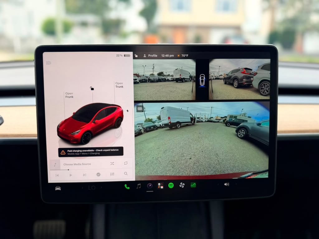 Used 2024 Tesla Model Y Performance AWD/4WD image 29