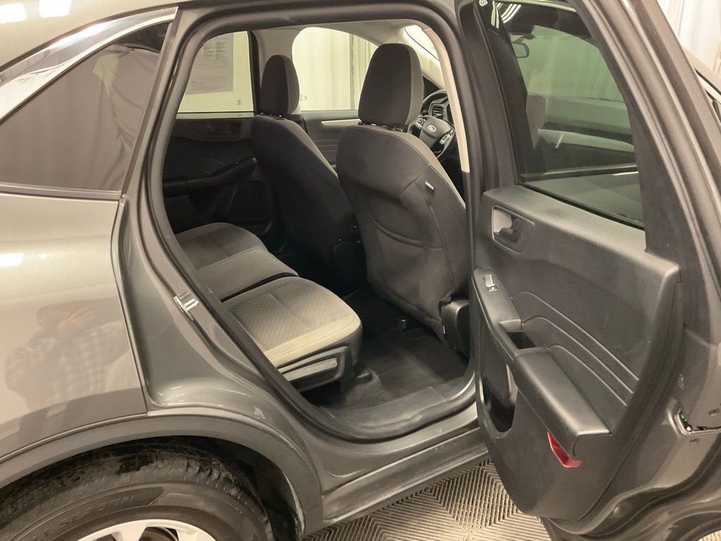 Used 2022 Ford Escape SE w/ Convenience Package image 20