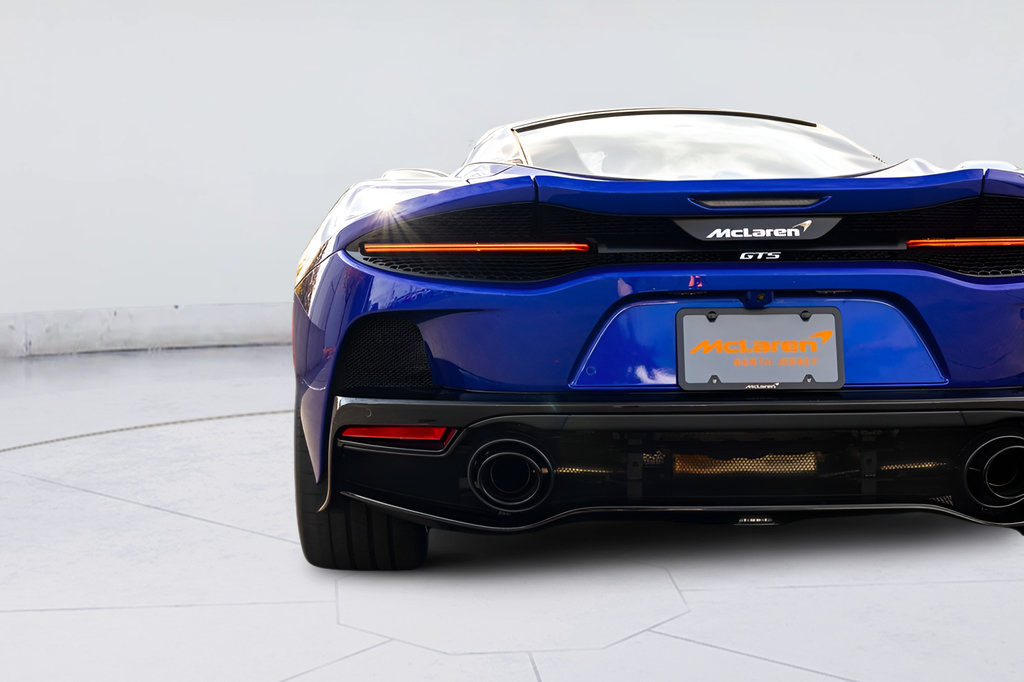 New 2025 McLaren GTS RWD image 21