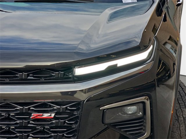 Used 2025 Chevrolet Traverse Z71 w/ Driver Confidence Package image 35