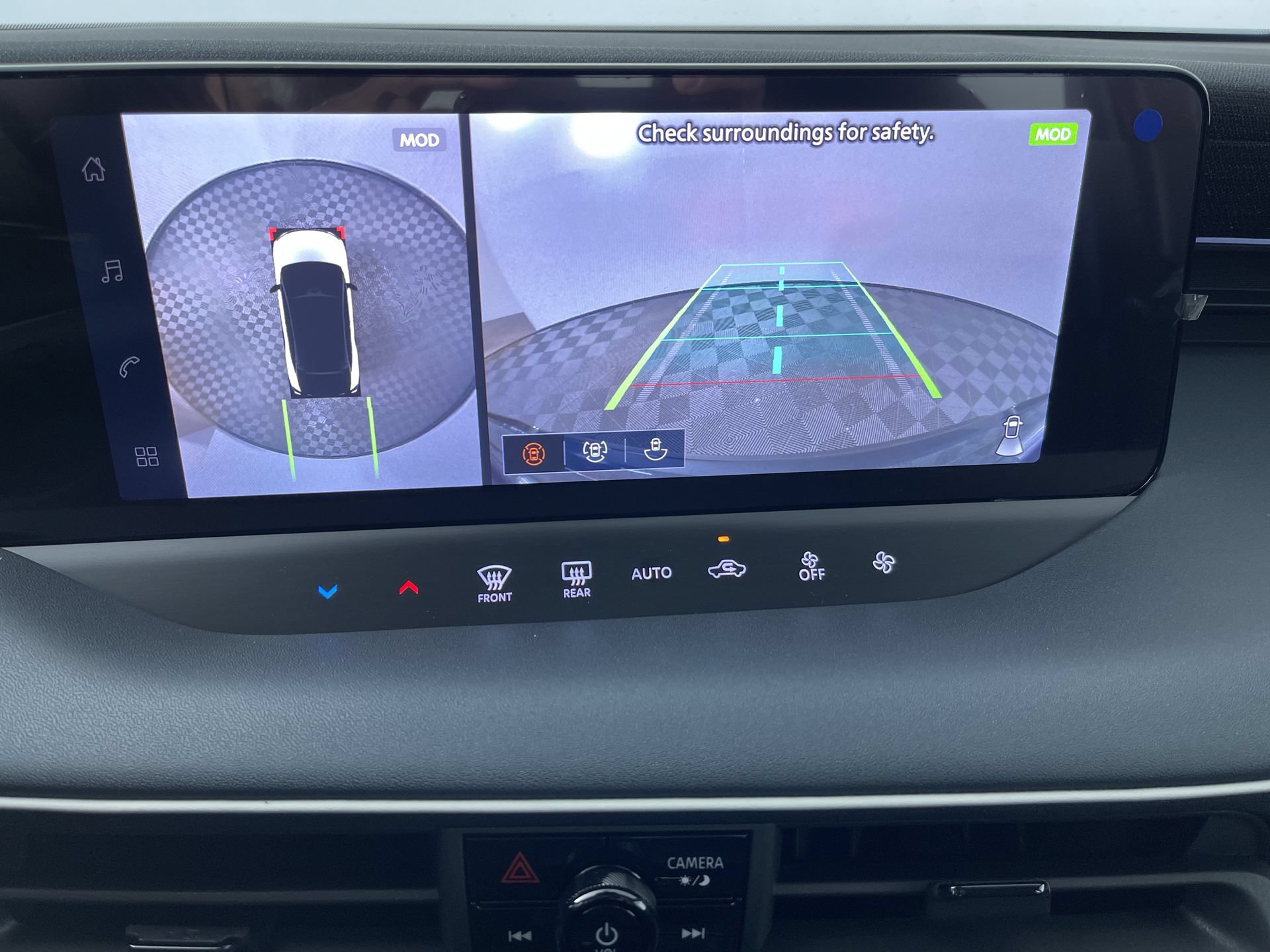 New 2026 Nissan Leaf w/ Floor Mat Package (S+) FWD image 19