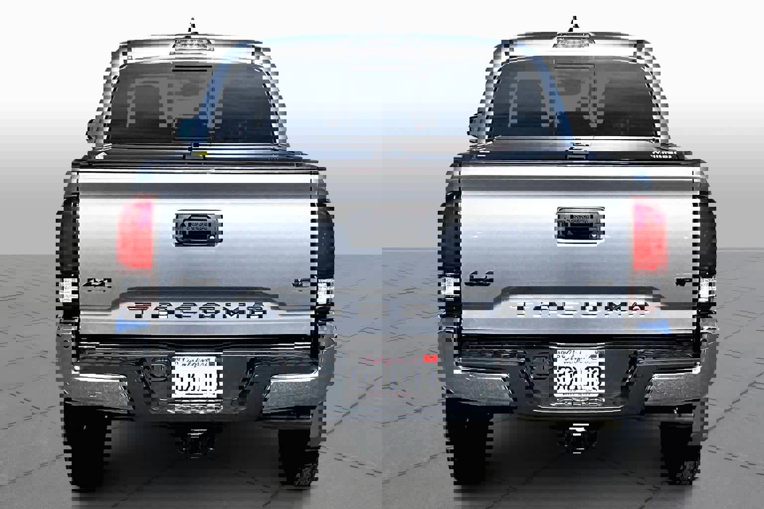 Certified 2023 Toyota Tacoma SR5 image 4