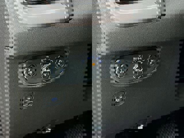 Used 2024 GMC Terrain AT4 w/ Infotainment Package II image 13