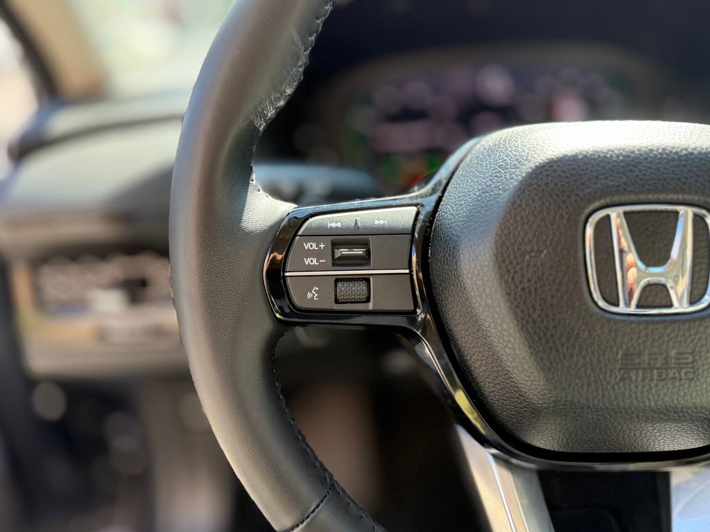 Used 2024 Honda Accord Touring image 20