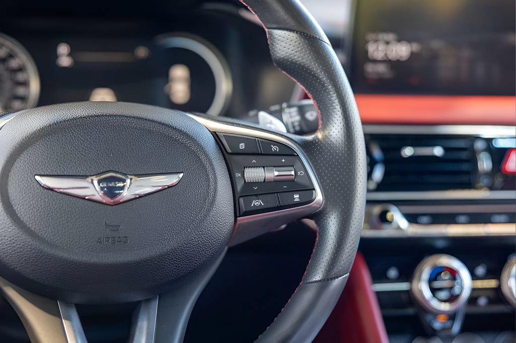 Used 2023 Genesis G70 2.0T w/ Sport Prestige Package AWD/4WD image 32