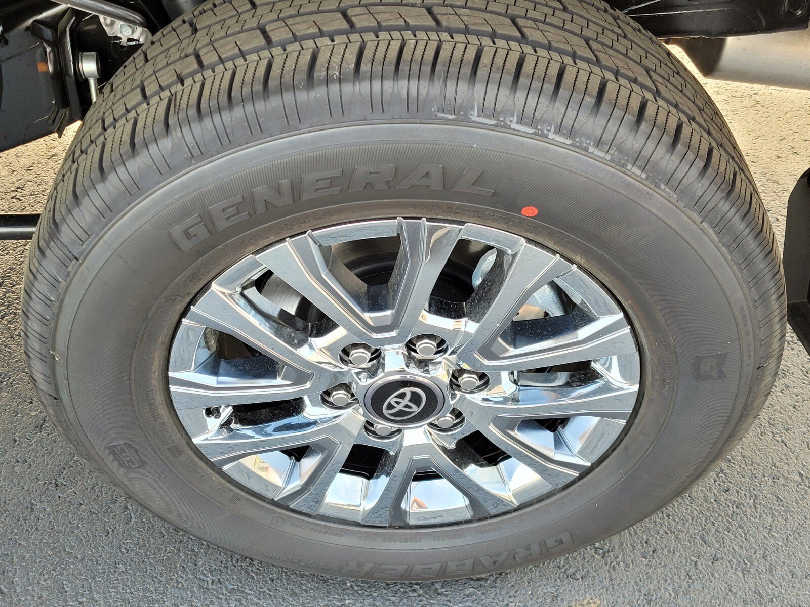 New 2025 Toyota Tacoma Limited image 8