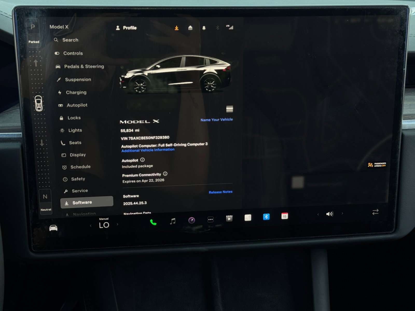 Used 2022 Tesla Model X image 29