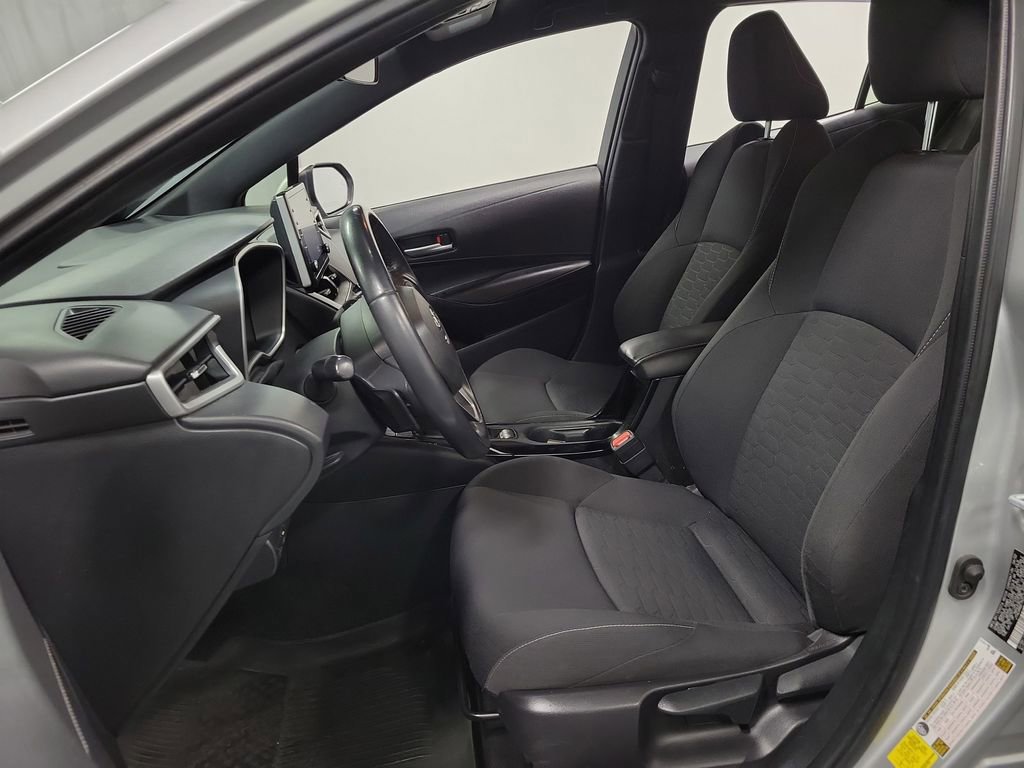 Used 2022 Toyota Corolla SE w/ SE Preferred Package FWD image 13