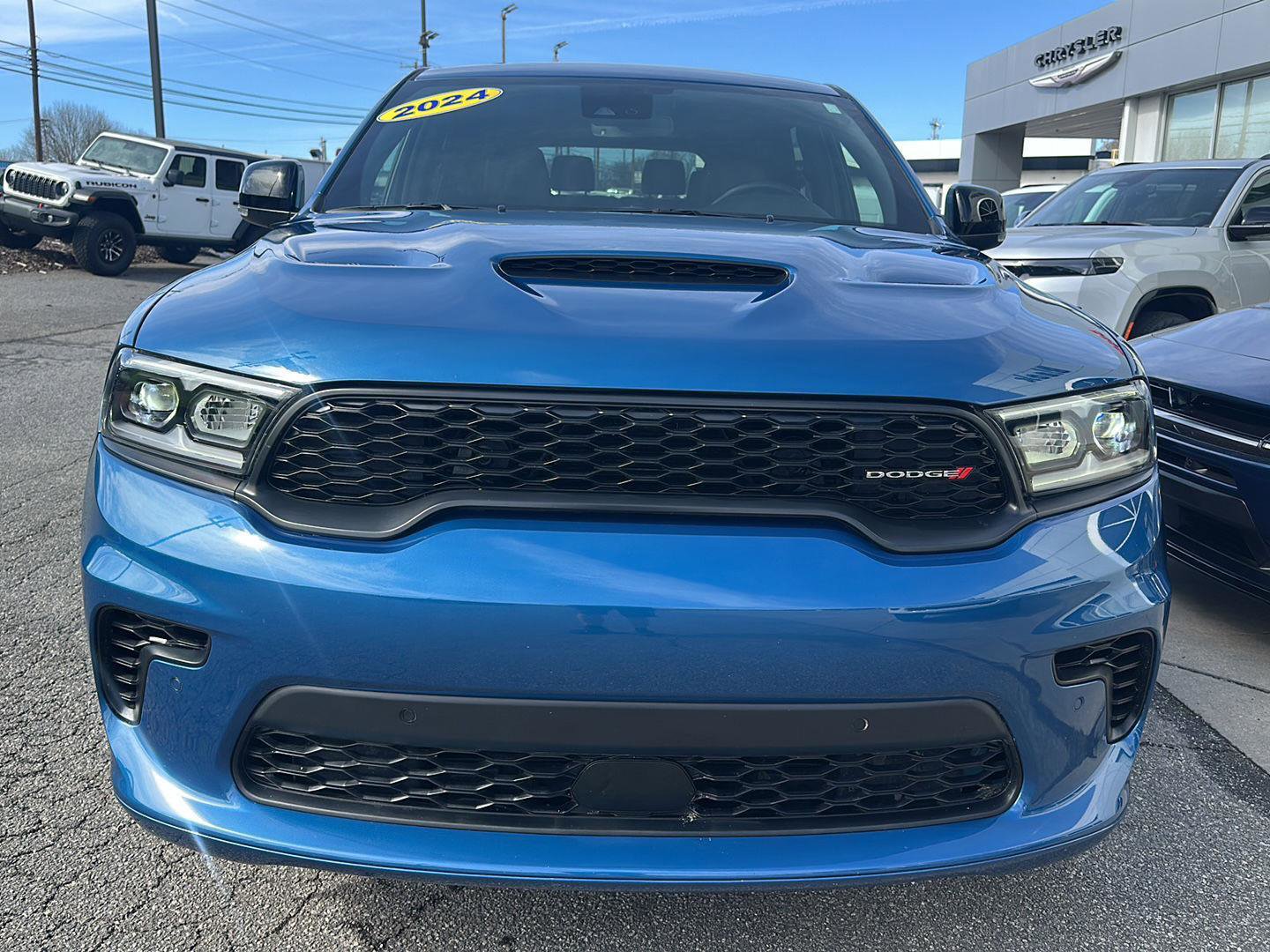 Used 2024 Dodge Durango GT image 2