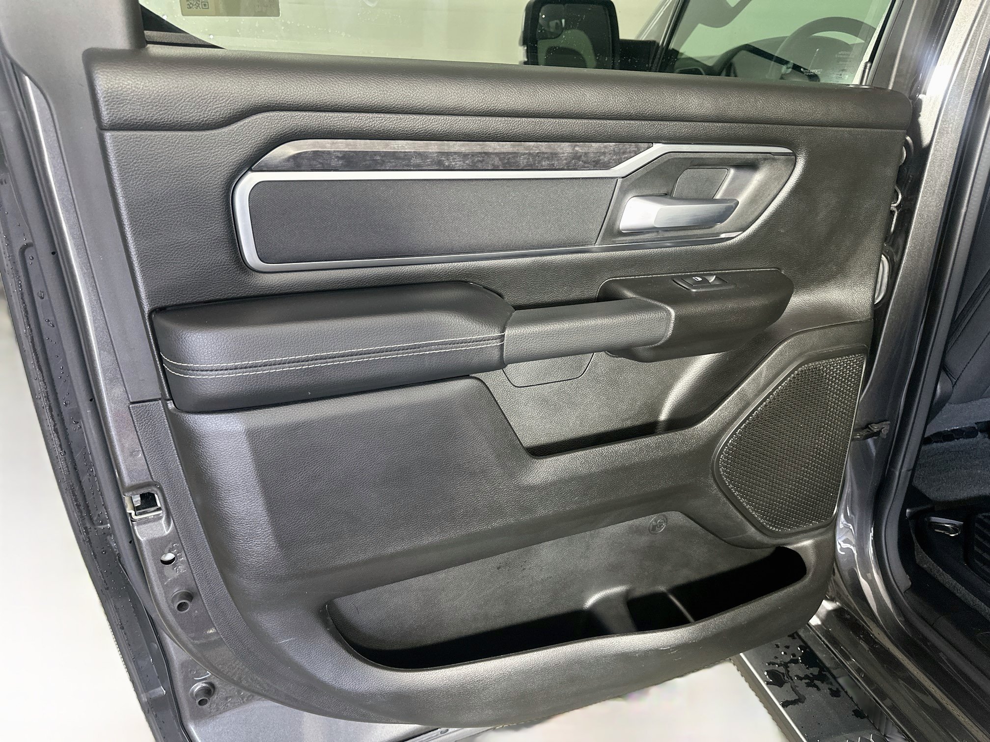 Used 2024 RAM 1500 Big Horn AWD/4WD image 25