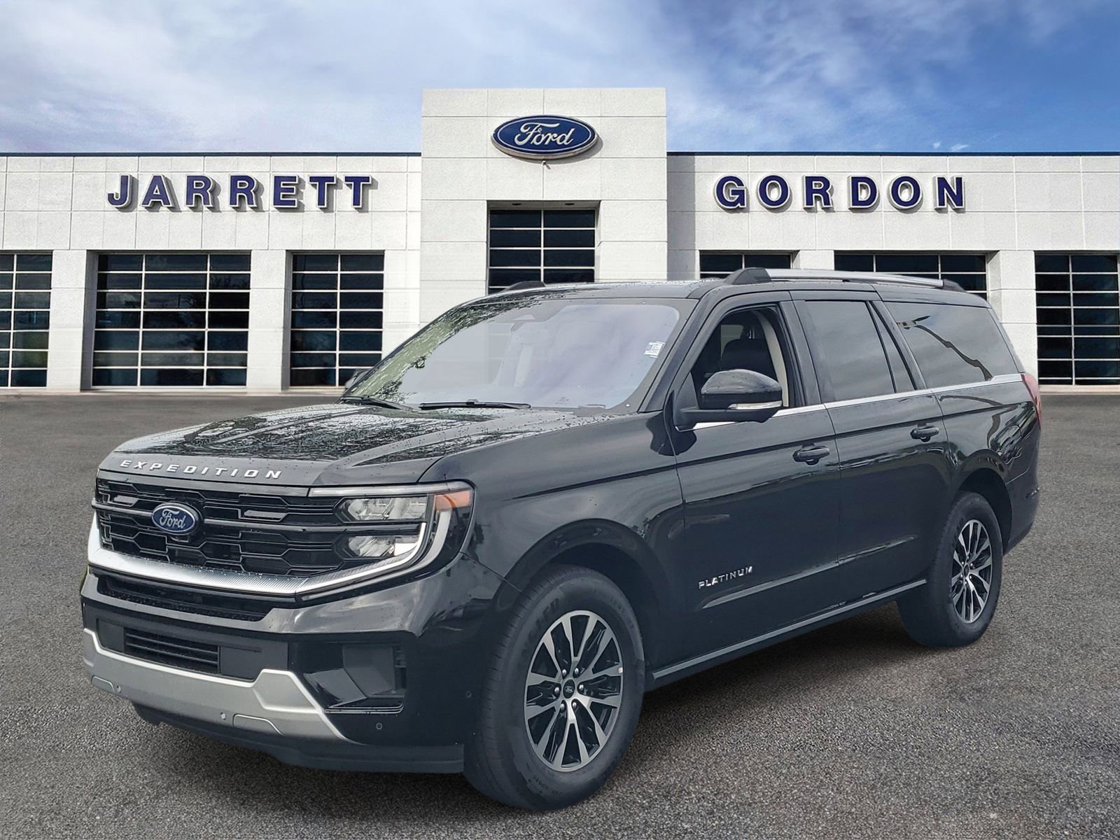 Certified 2025 Ford Expedition Max Platinum AWD/4WD image 2