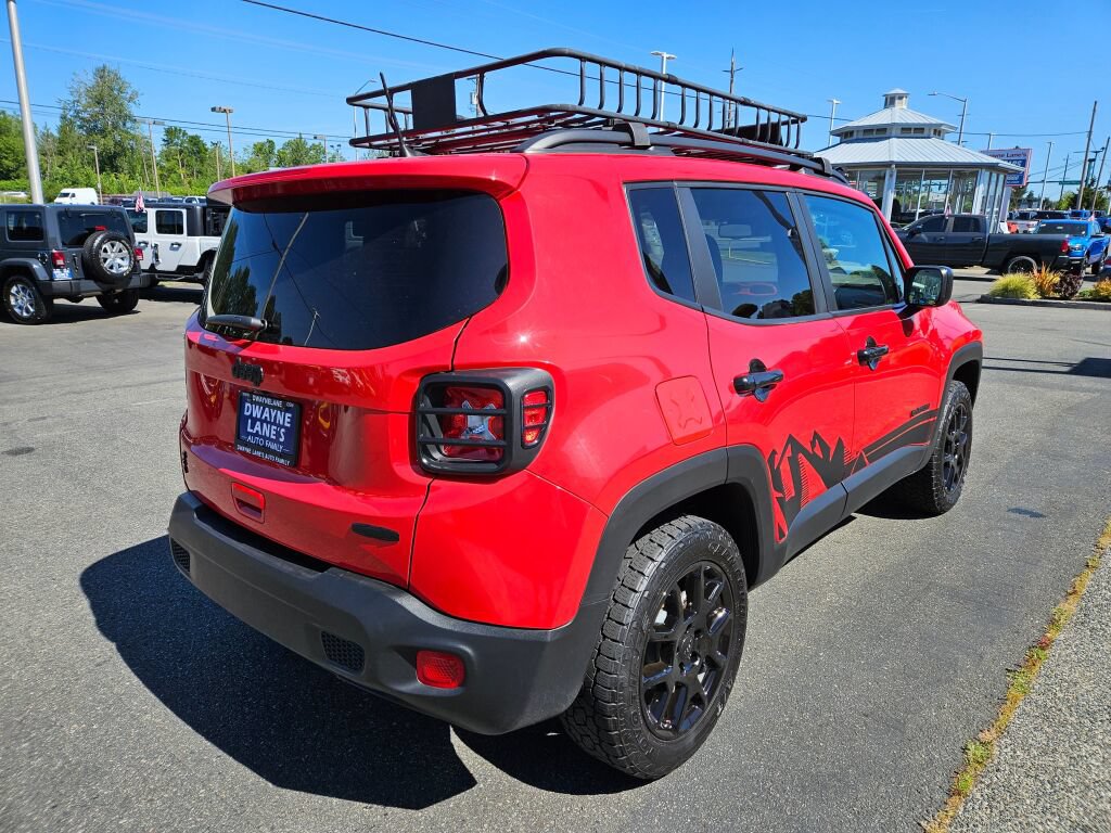 Used 2020 Jeep Renegade Latitude w/ Popular Equipment Group AWD/4WD image 5