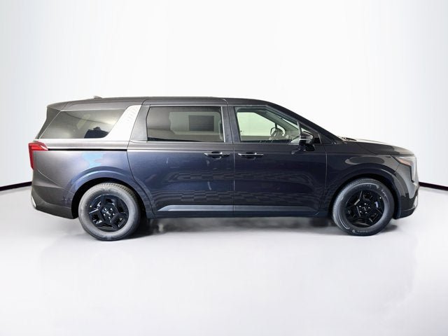 New 2027 Kia Carnival FWD image 4