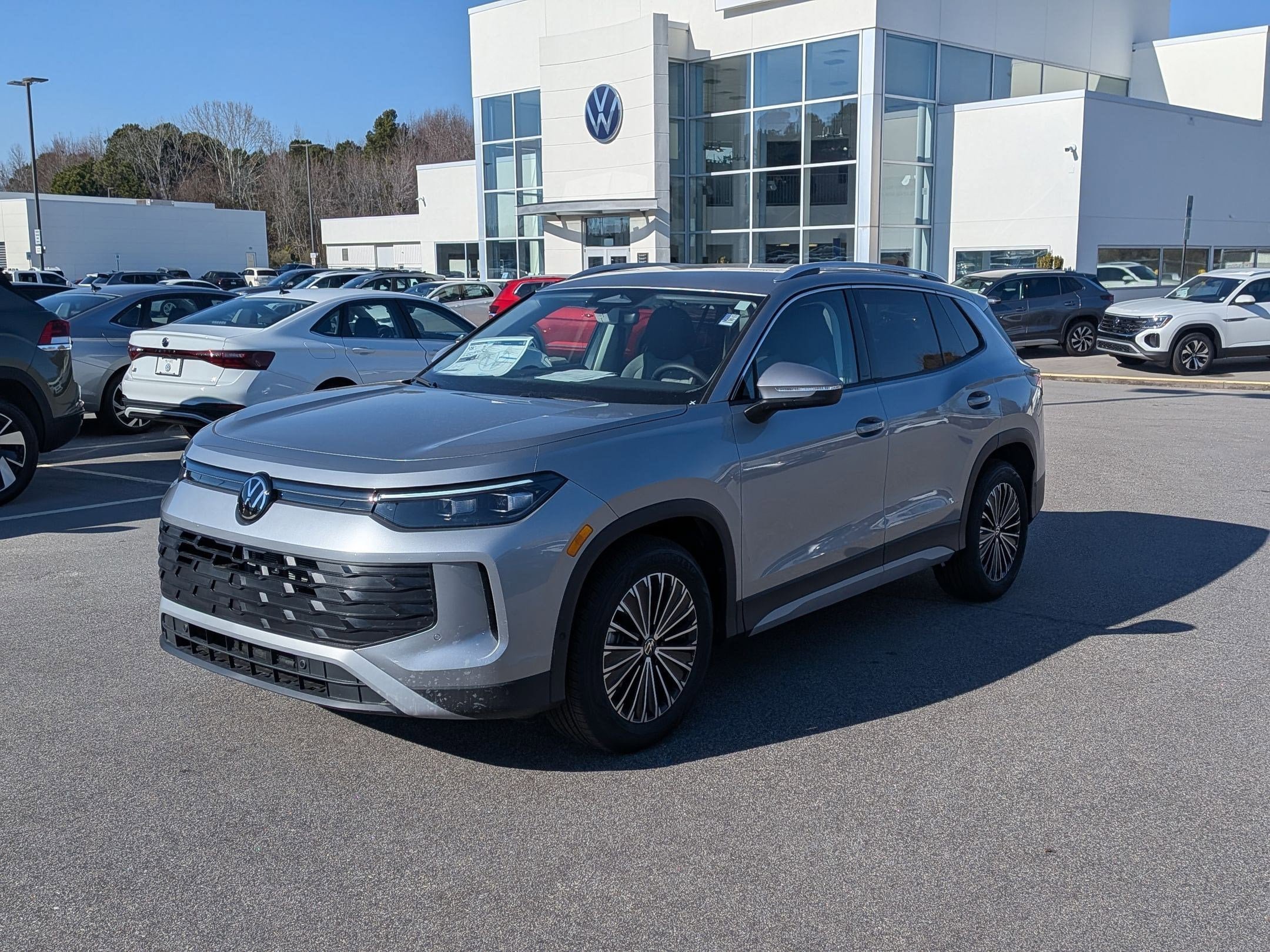 New 2026 Volkswagen Tiguan S FWD image 7