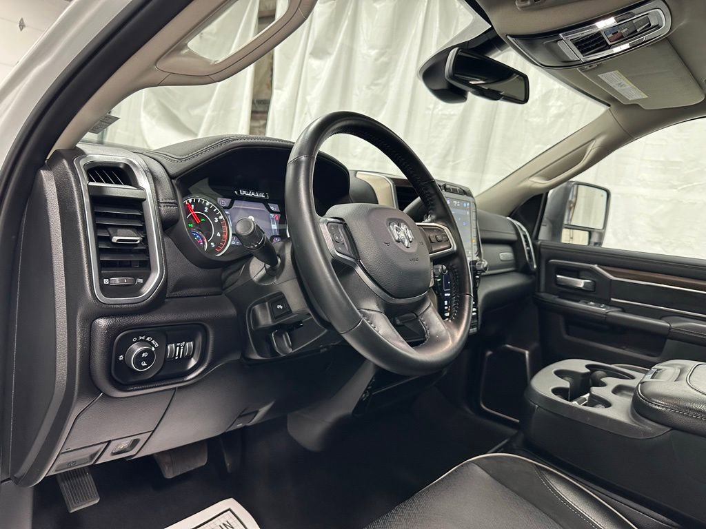 Used 2024 RAM 3500 Laramie image 15