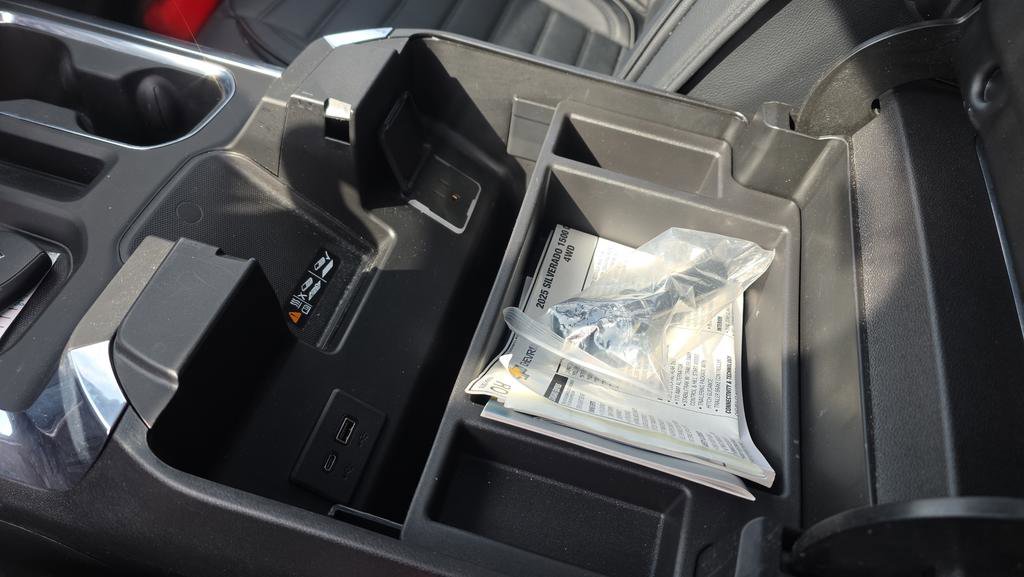 Used 2025 Chevrolet Silverado 1500 LTZ w/ LTZ Premium Package image 28