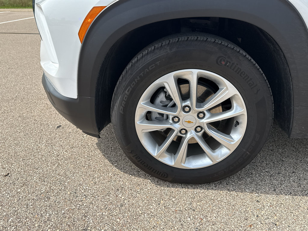 New 2026 Chevrolet TrailBlazer LS w/ LS Convenience Package FWD image 7