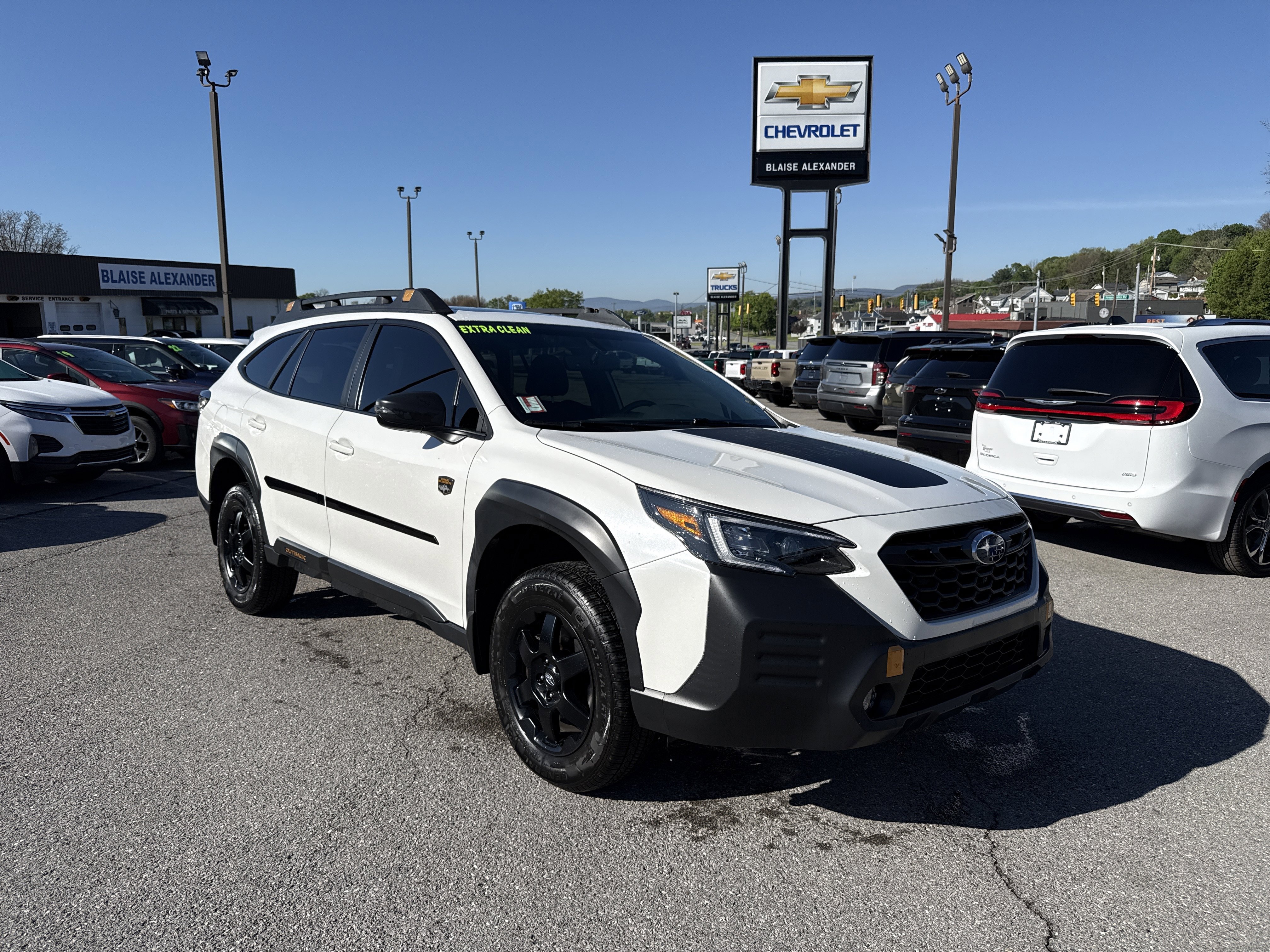 Used 2022 Subaru Outback Wilderness w/ Wilderness Package AWD/4WD image 1
