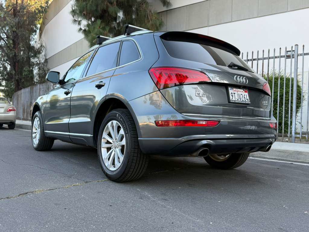 Used 2016 Audi Q5 2.0T Premium Plus w/ Technology Package AWD/4WD image 11