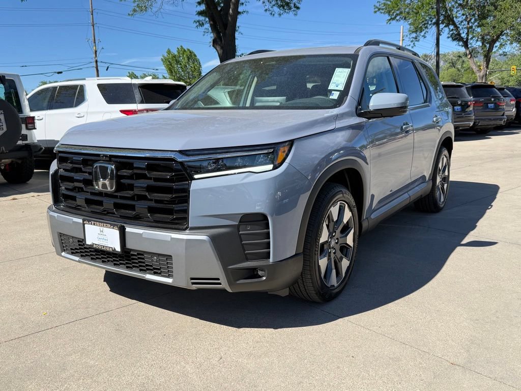 Certified 2026 Honda Pilot Touring image 8