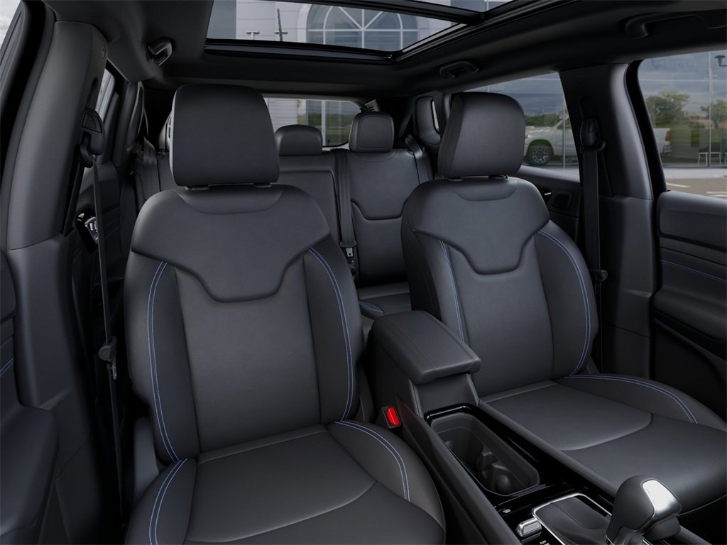 New 2025 Jeep Compass Limited w/ High Altitude Package image 31