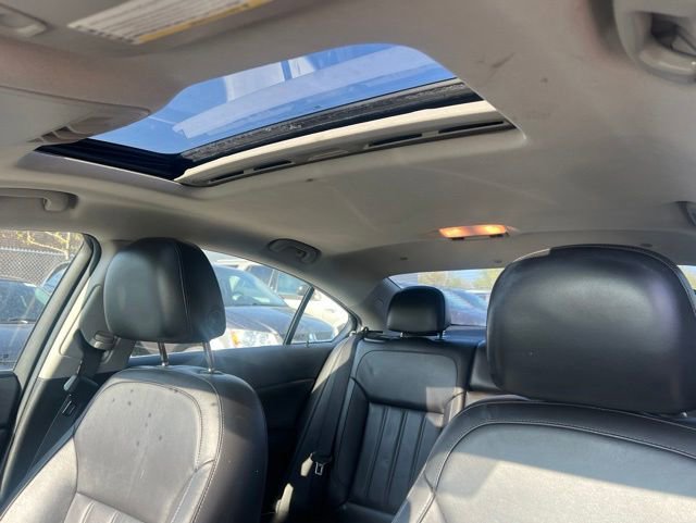Used 2013 Buick Regal Leather FWD image 23