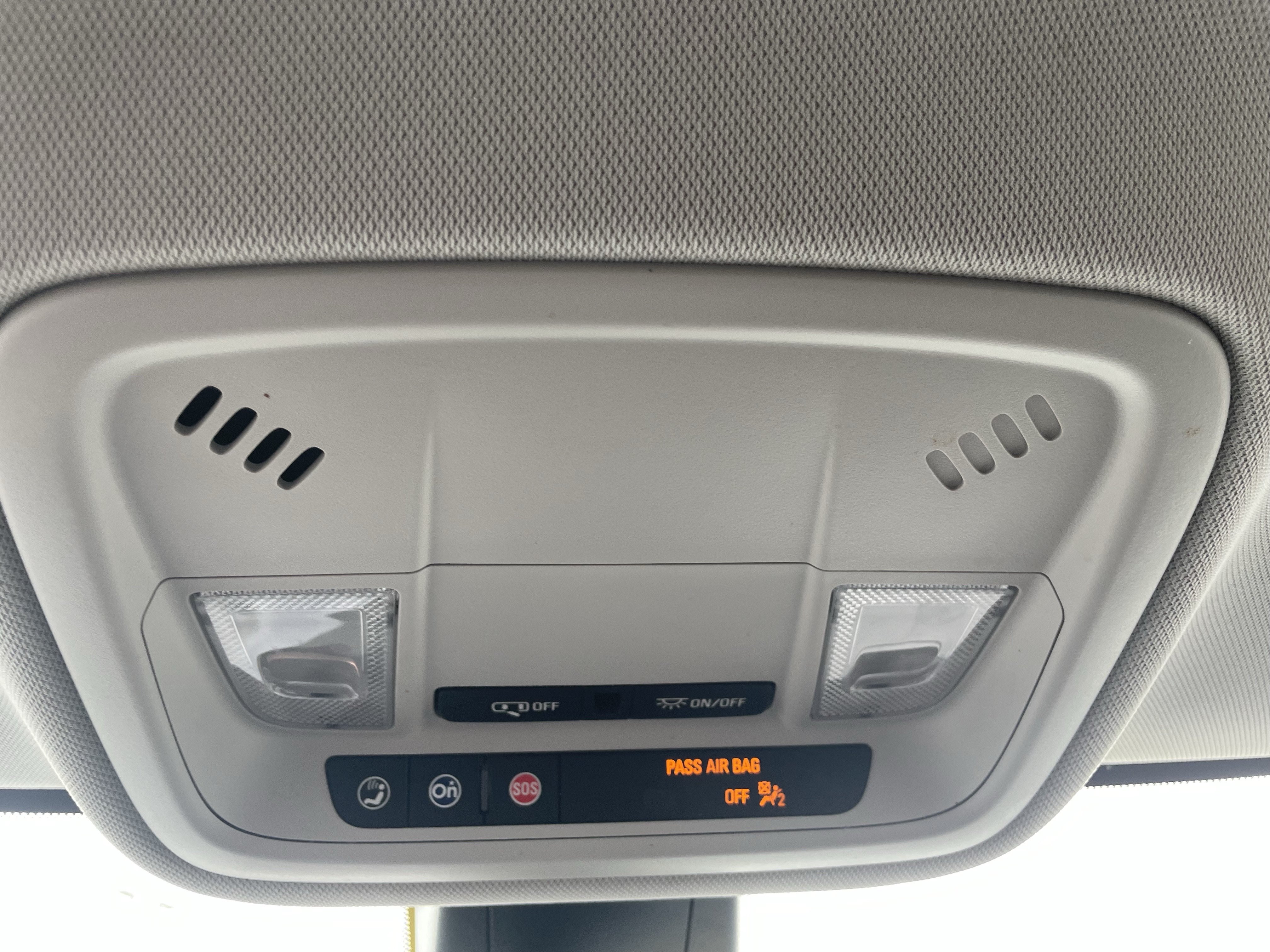 Used 2020 Chevrolet Traverse LS AWD/4WD image 25
