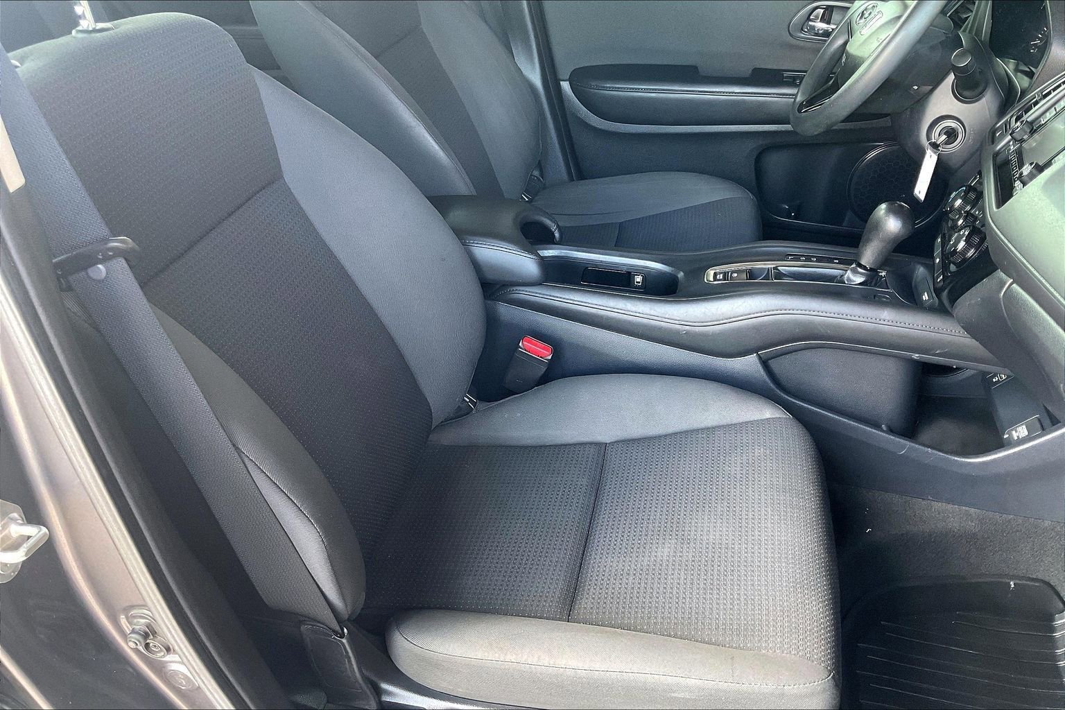 Used 2019 Honda HR-V LX image 21