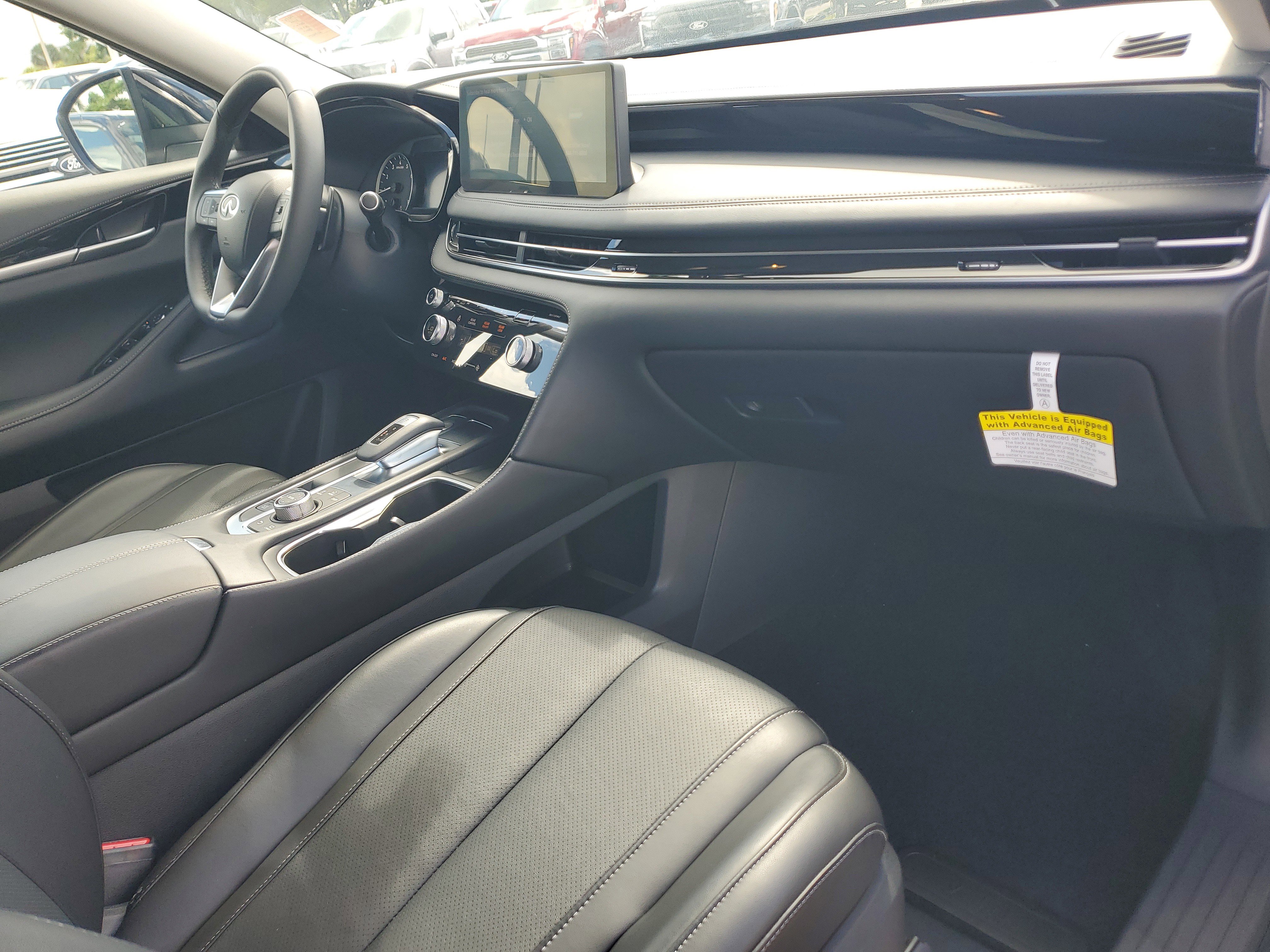 Used 2025 INFINITI QX60 Pure image 20