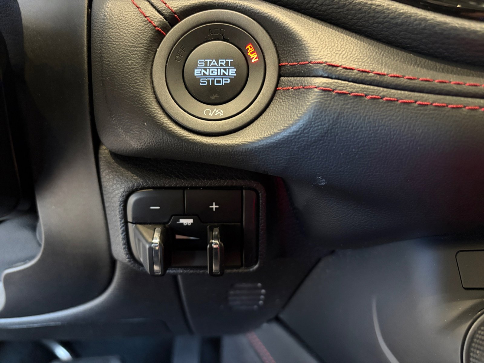 Used 2024 Dodge Durango GT image 16