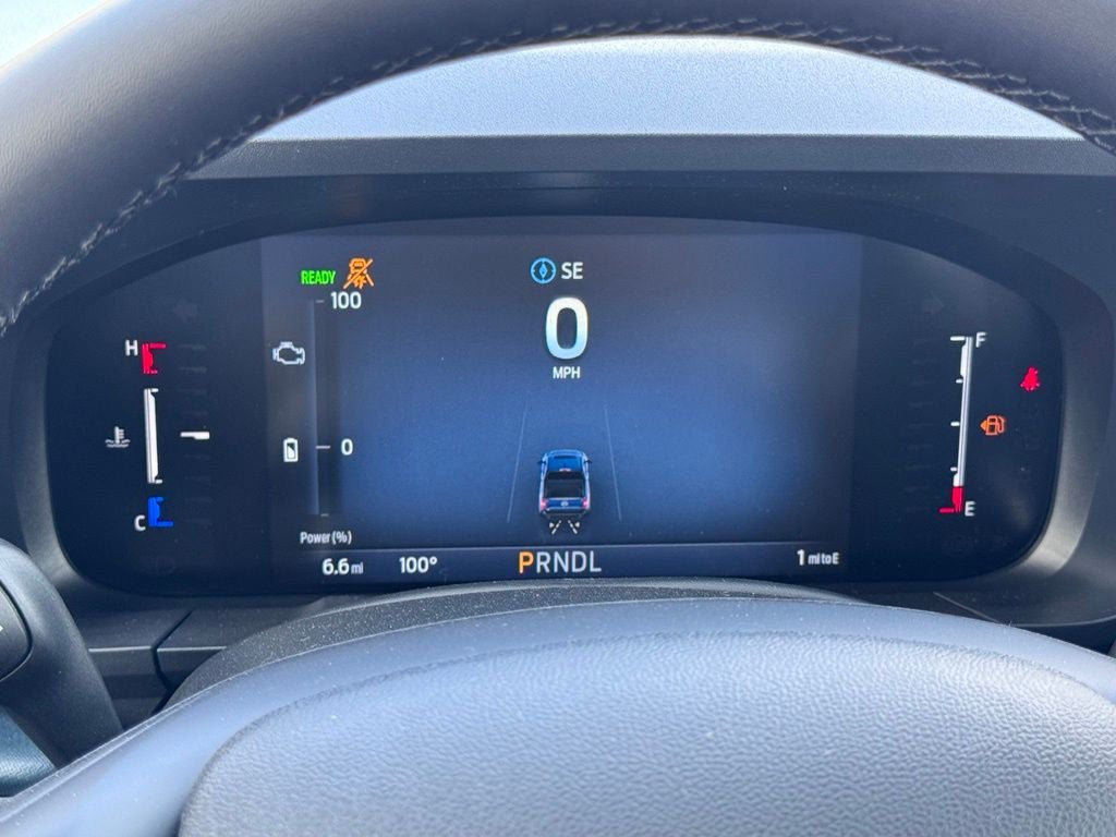 New 2026 Ford Maverick XLT w/ XLT Luxury Package FWD image 13